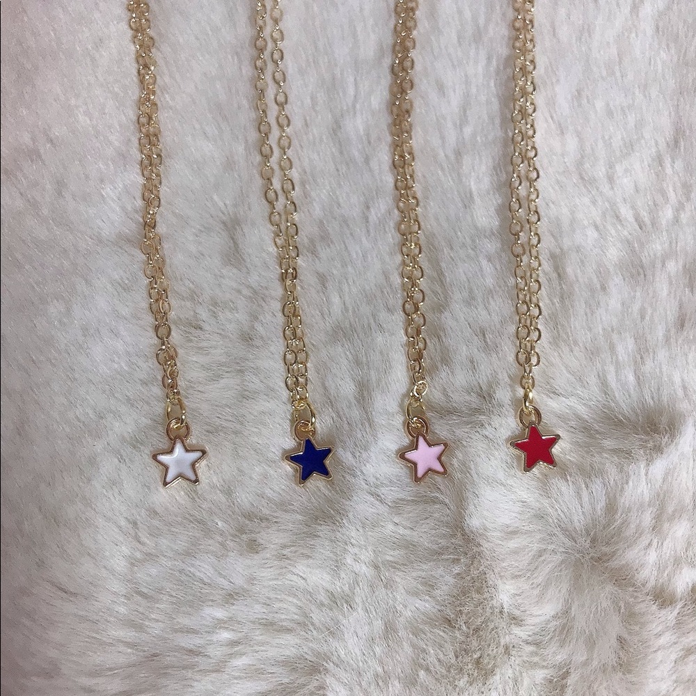“Starry” Star Necklace (Pink)